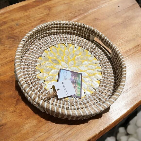 Halinh Rattan & Bamboo Seagrass Round Tray Nacre Base Handmade in Vietnam NWT - Picture 3 of 9